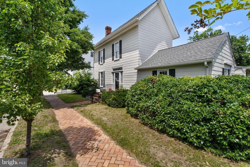 Image 47 of property listing at 208 S S WASHINGTON ST, Snow Hill, MD 21863