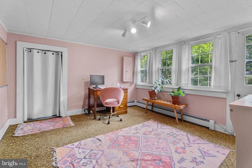 Image 5 of property listing at 208 S S WASHINGTON ST, Snow Hill, MD 21863