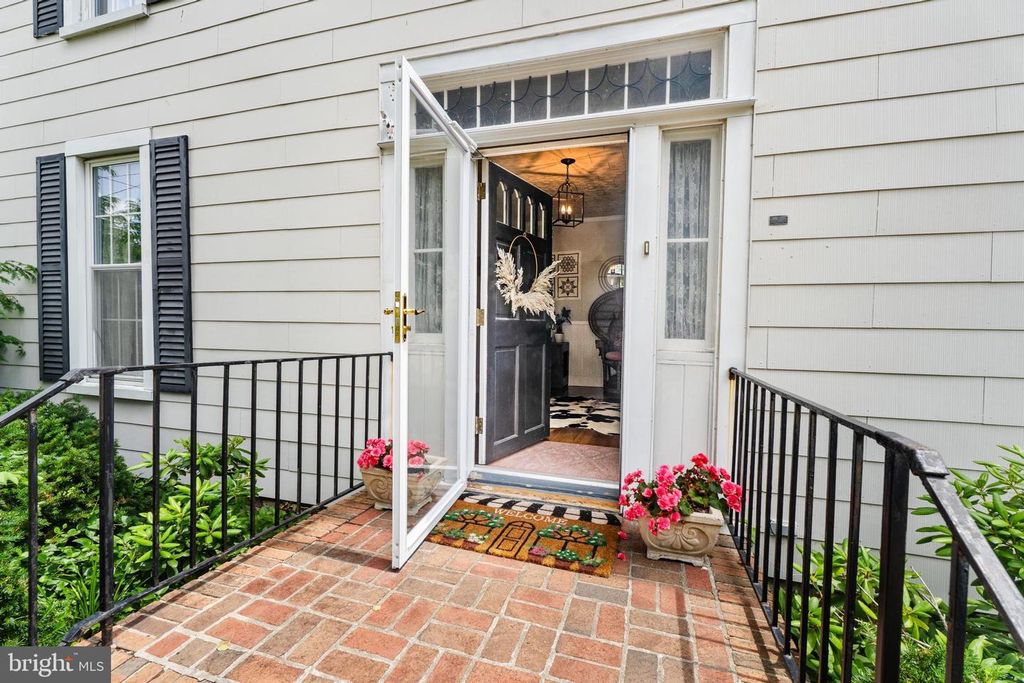 Image 51 of property listing at 208 S S WASHINGTON ST, Snow Hill, MD 21863