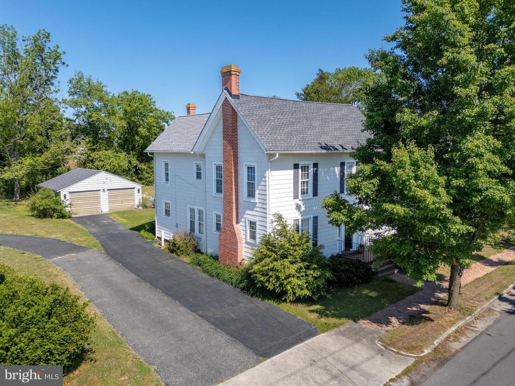 Image 58 of property listing at 208 S S WASHINGTON ST, Snow Hill, MD 21863