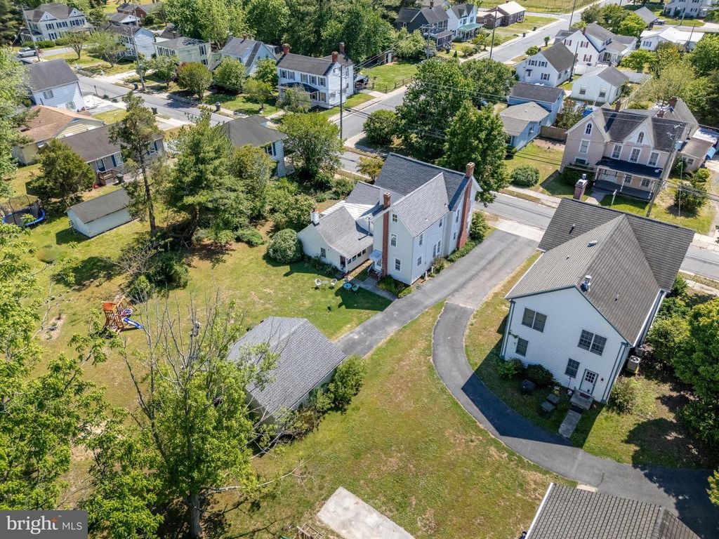 Image 70 of property listing at 208 S S WASHINGTON ST, Snow Hill, MD 21863
