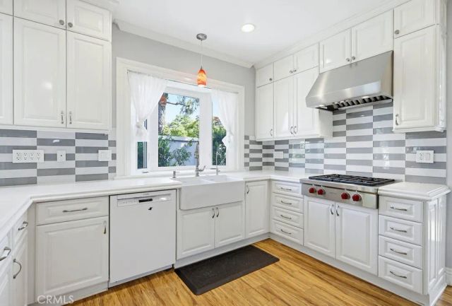 34 Laconia, Irvine, CA 92614