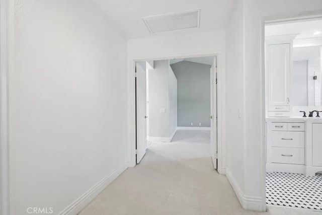 34 Laconia, Irvine, CA 92614