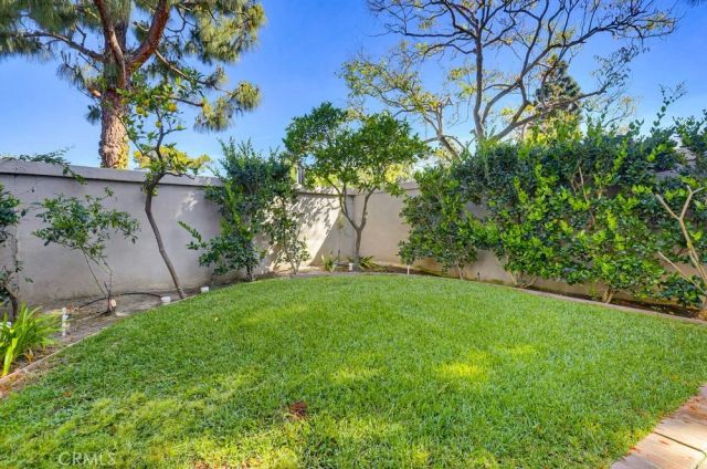 34 Laconia, Irvine, CA 92614