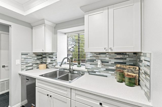 3316 Shadow Park Place, San Jose, CA 95121