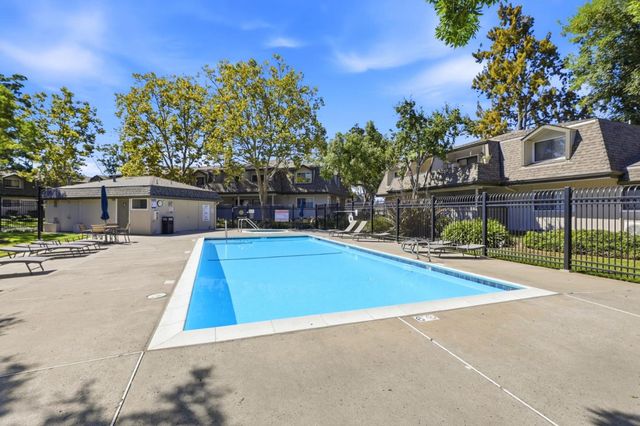 3316 Shadow Park Place, San Jose, CA 95121
