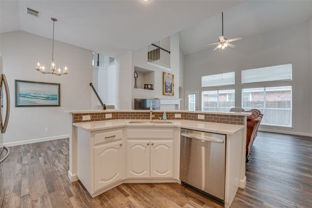 18728 Tall Oak Drive, Dallas, TX 75287