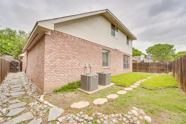 18728 Tall Oak Drive, Dallas, TX 75287