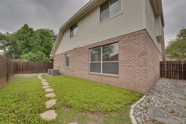 18728 Tall Oak Drive, Dallas, TX 75287