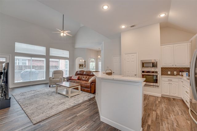 18728 Tall Oak Drive, Dallas, TX 75287