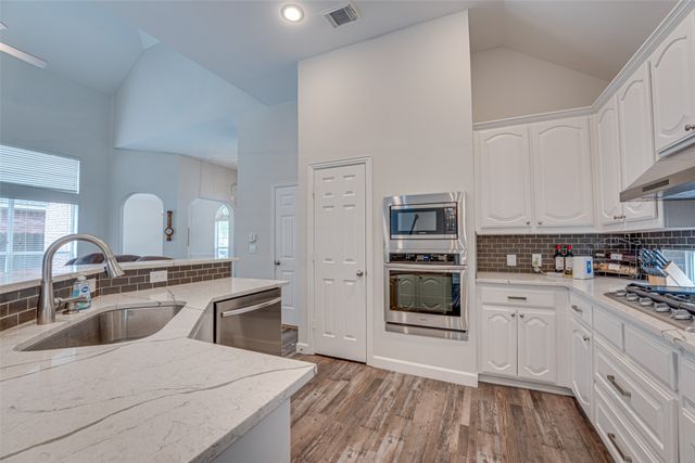 18728 Tall Oak Drive, Dallas, TX 75287