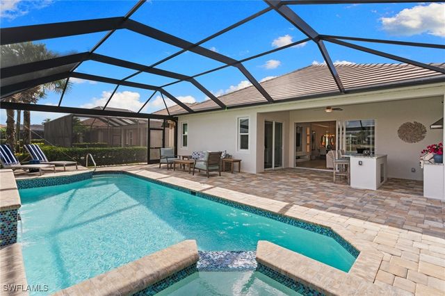 10240 Gator Bay CT, Naples, FL 34120