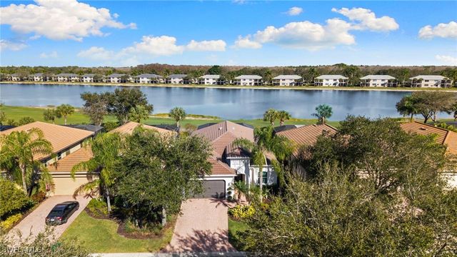 10240 Gator Bay CT, Naples, FL 34120