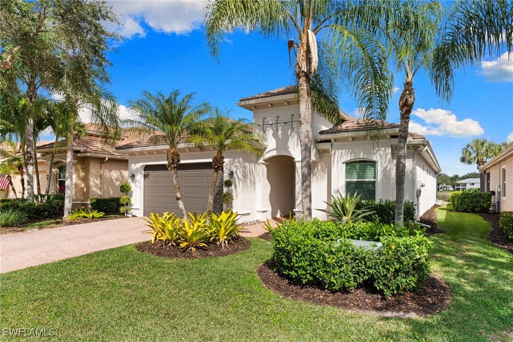 10240 Gator Bay CT, Naples, FL 34120