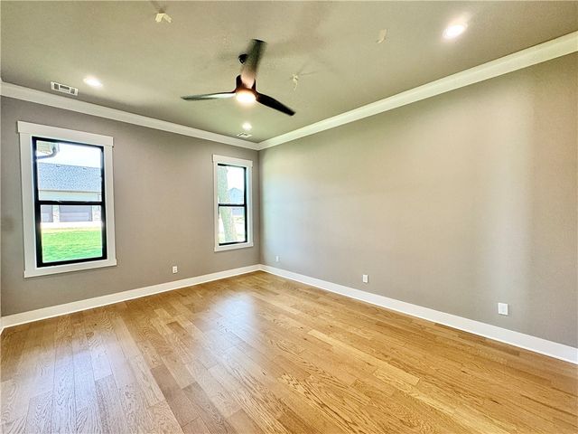 3600 Bearpaw Path, Bentonville, AR 72712