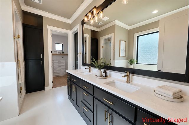 3600 Bearpaw Path, Bentonville, AR 72712