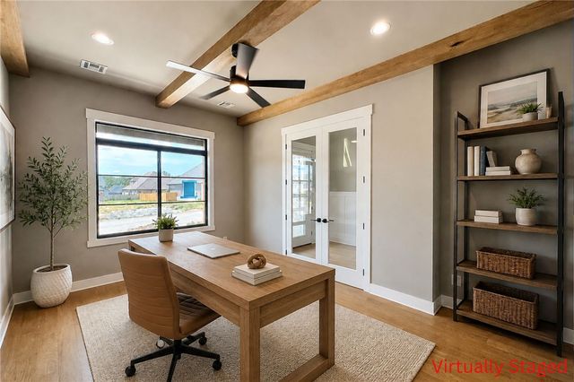 3600 Bearpaw Path, Bentonville, AR 72712