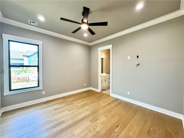 3600 Bearpaw Path, Bentonville, AR 72712