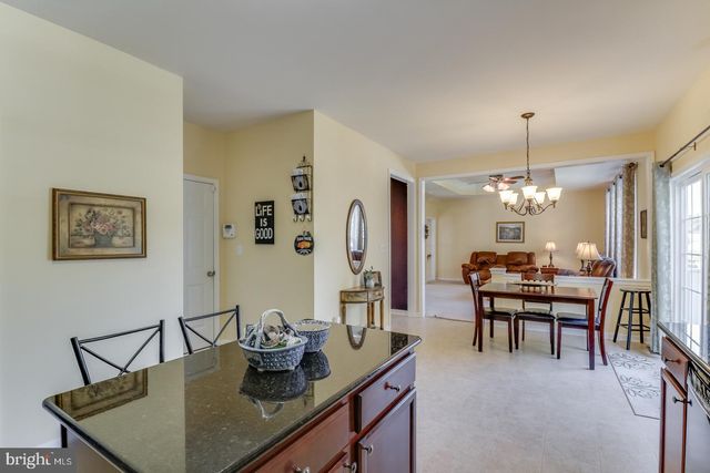 105 HOBBYHORSE CT, Dover, DE 19904