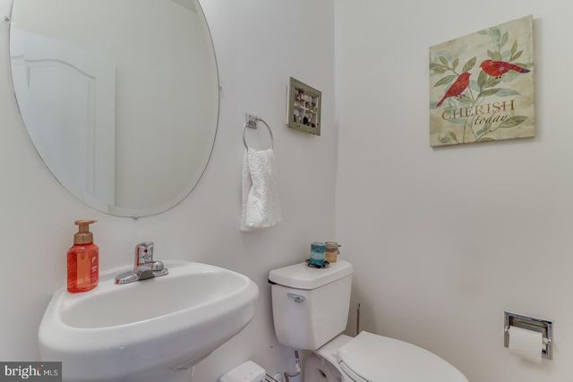 105 HOBBYHORSE CT, Dover, DE 19904