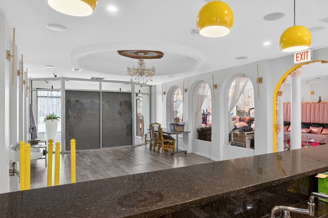 1851 E 87th Street, Chicago, IL 60617