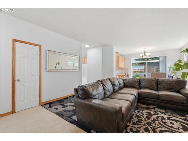 2164 N LEGACY Dr, Newberg, OR 97132
