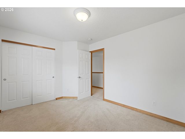 2164 N LEGACY Dr, Newberg, OR 97132