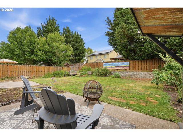2164 N LEGACY Dr, Newberg, OR 97132