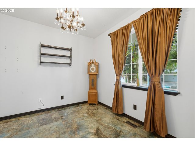 2164 N LEGACY Dr, Newberg, OR 97132