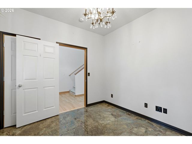 2164 N LEGACY Dr, Newberg, OR 97132