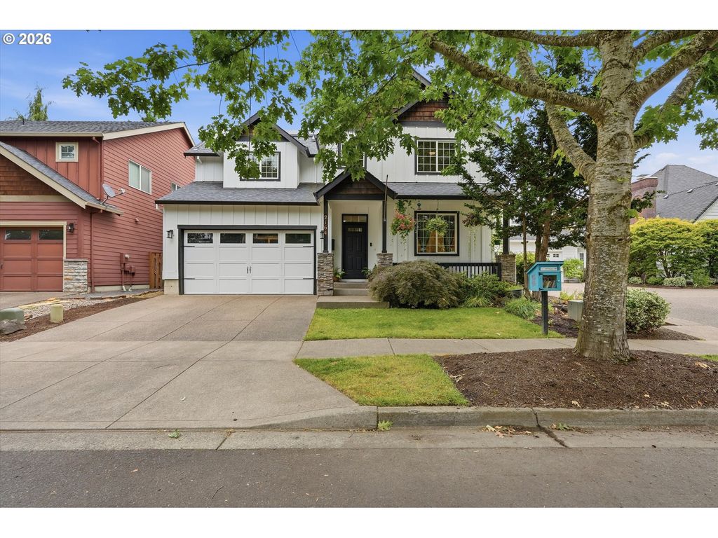 2164 N LEGACY Dr, Newberg, OR 97132