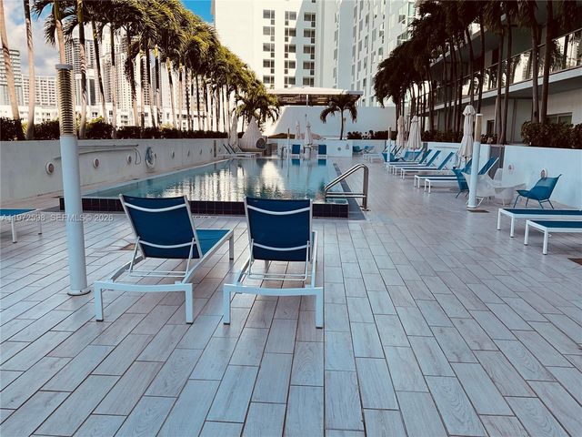 1600 SW 1st Ave 1204, Miami, FL 33129