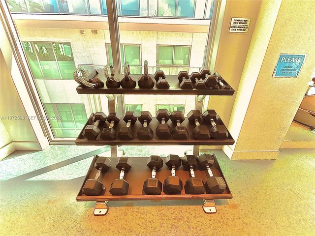 1600 SW 1st Ave 1204, Miami, FL 33129