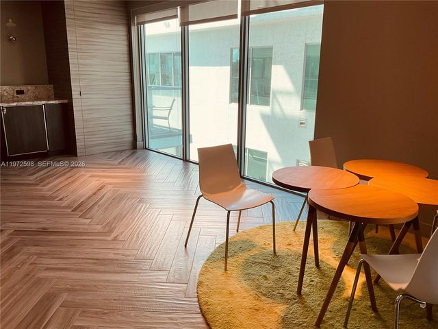 1600 SW 1st Ave 1204, Miami, FL 33129