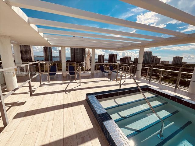 1600 SW 1st Ave 1204, Miami, FL 33129