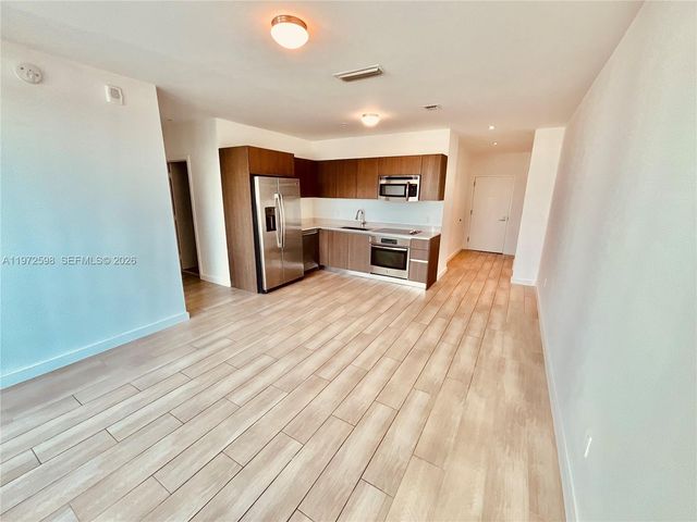 1600 SW 1st Ave 1204, Miami, FL 33129