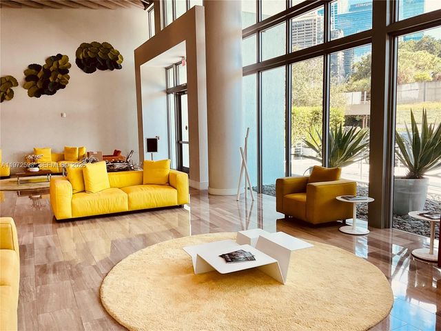 1600 SW 1st Ave 1204, Miami, FL 33129