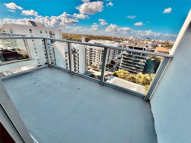 1600 SW 1st Ave 1204, Miami, FL 33129