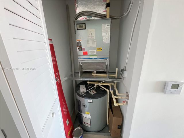 1600 SW 1st Ave 1204, Miami, FL 33129