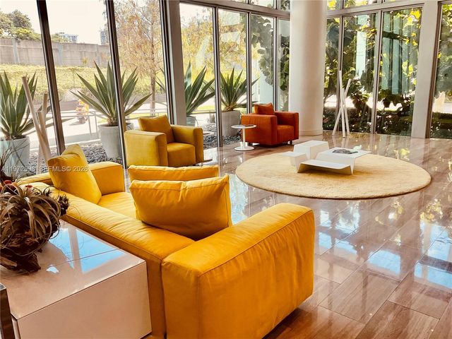 1600 SW 1st Ave 1204, Miami, FL 33129