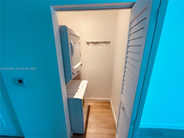 1600 SW 1st Ave 1204, Miami, FL 33129