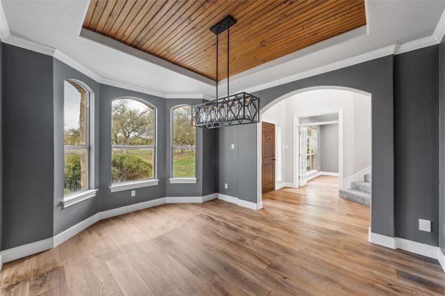 408 Saddlehorn DR, Dripping Springs, TX 78620