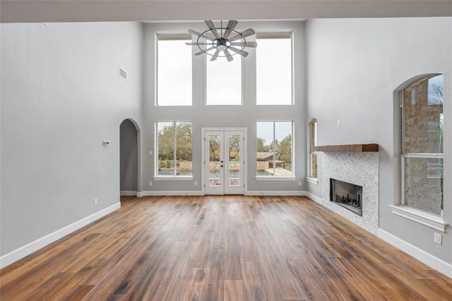 408 Saddlehorn DR, Dripping Springs, TX 78620