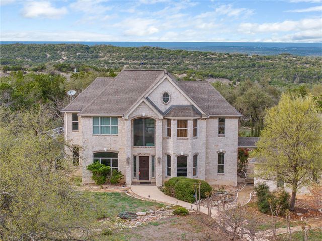 408 Saddlehorn DR, Dripping Springs, TX 78620
