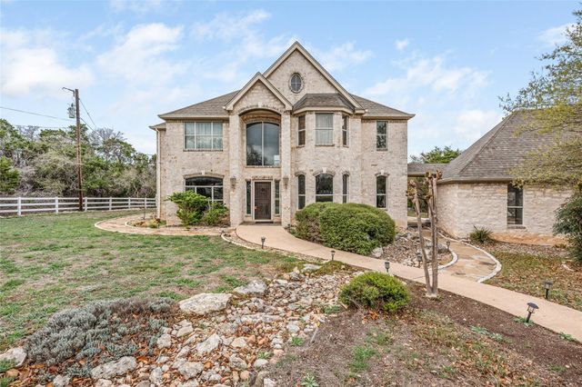 408 Saddlehorn DR, Dripping Springs, TX 78620