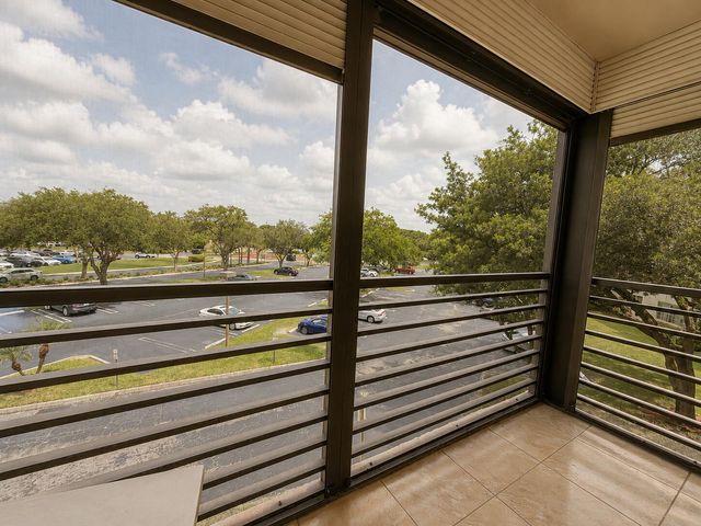 1000 Colony Point Circle 315, Pembroke Pines, FL 33026