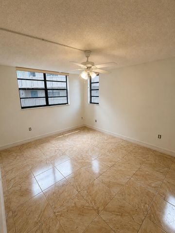 1000 Colony Point Circle 315, Pembroke Pines, FL 33026
