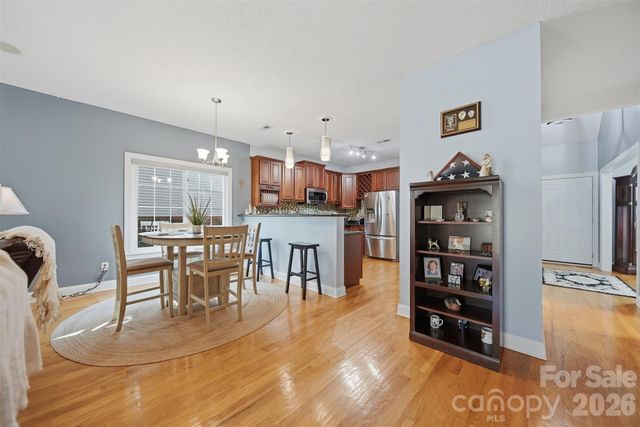 4762 Braxton Gate Lane, Hickory, NC 28602