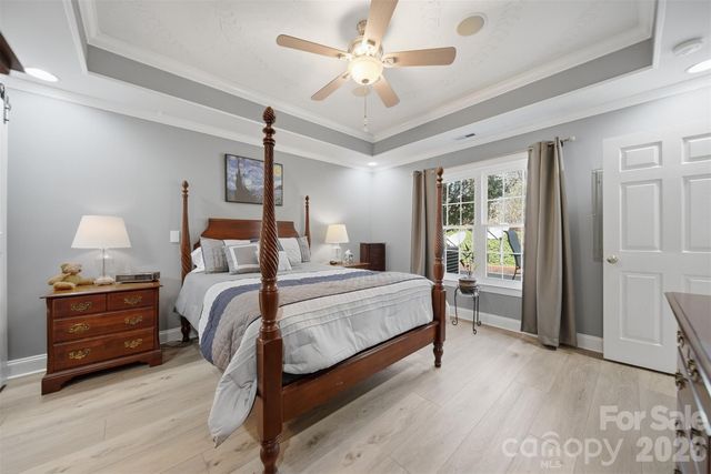 4762 Braxton Gate Lane, Hickory, NC 28602