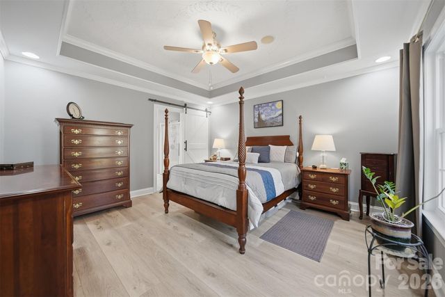 4762 Braxton Gate Lane, Hickory, NC 28602